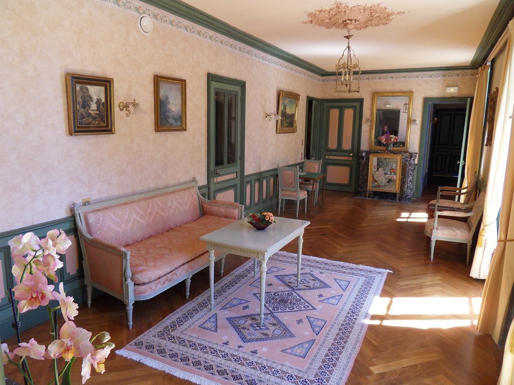 Noailly Chateau De La Motte المظهر الخارجي الصورة